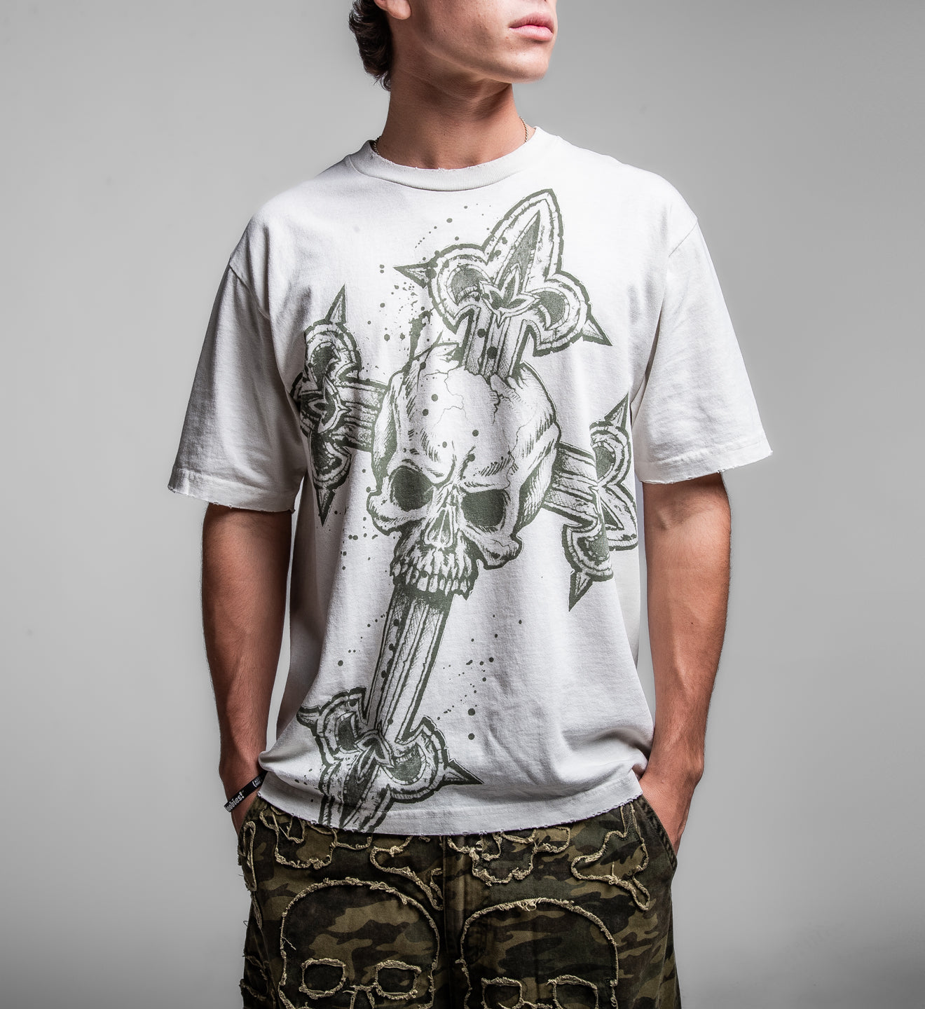Cross Tee – Affliction Clothing