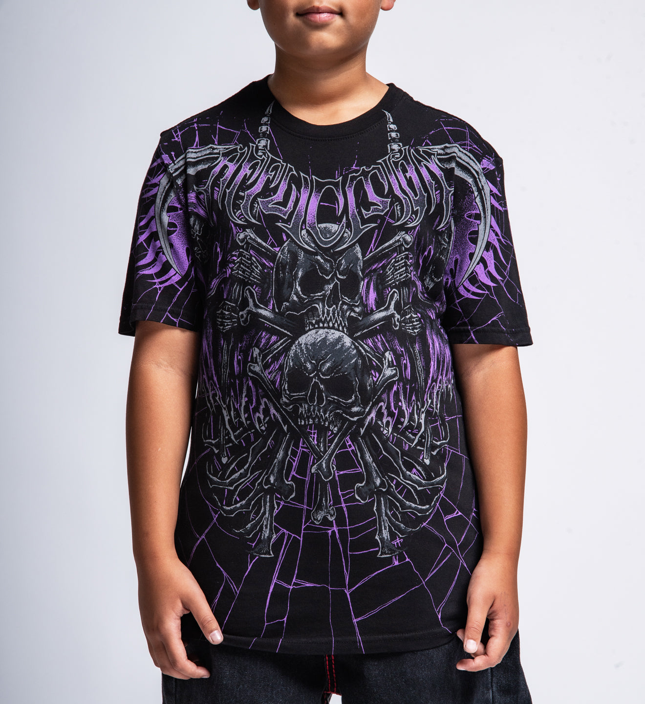 Youth Darkness Falls Tee – Affliction Clothing