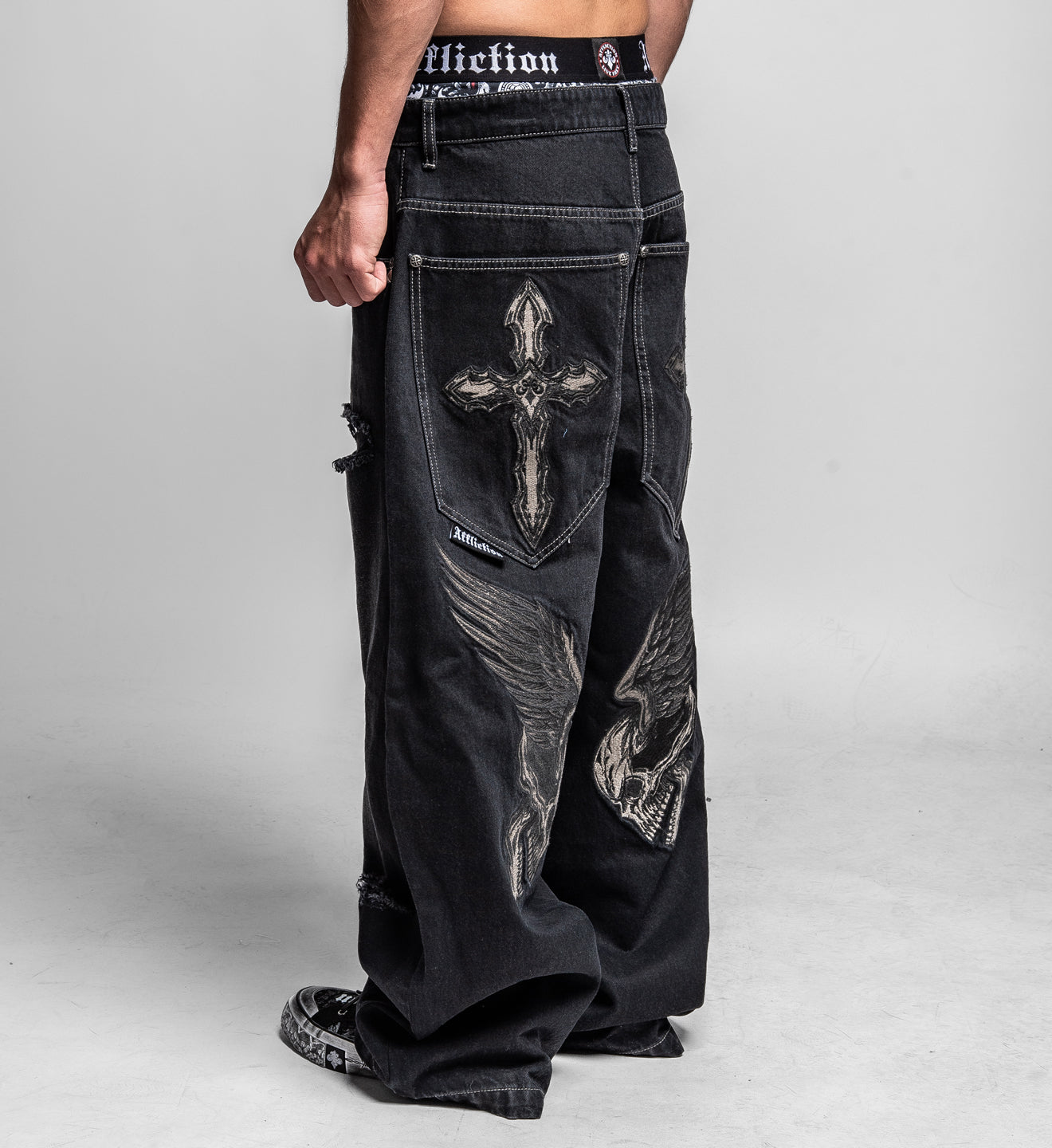 Cursed Black Lodi