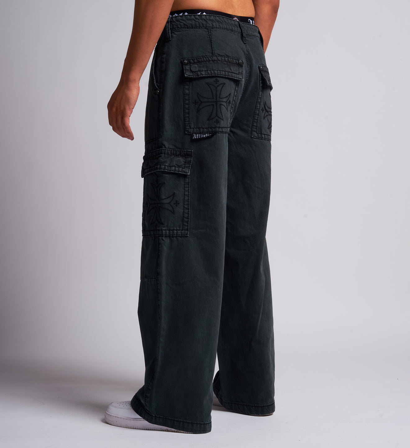 Wide Leg Cargo Pant