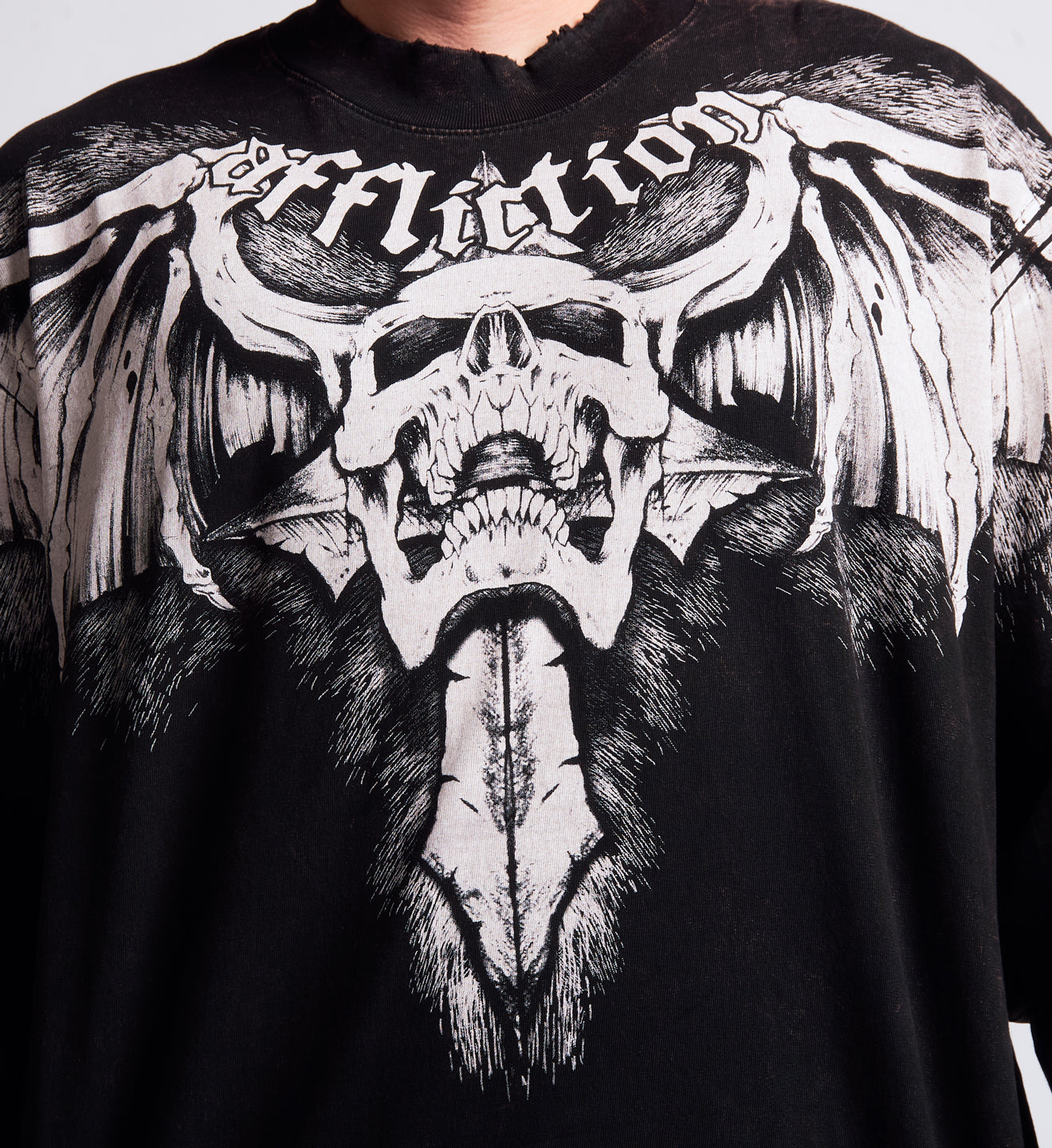 Night Screamer LS Tee