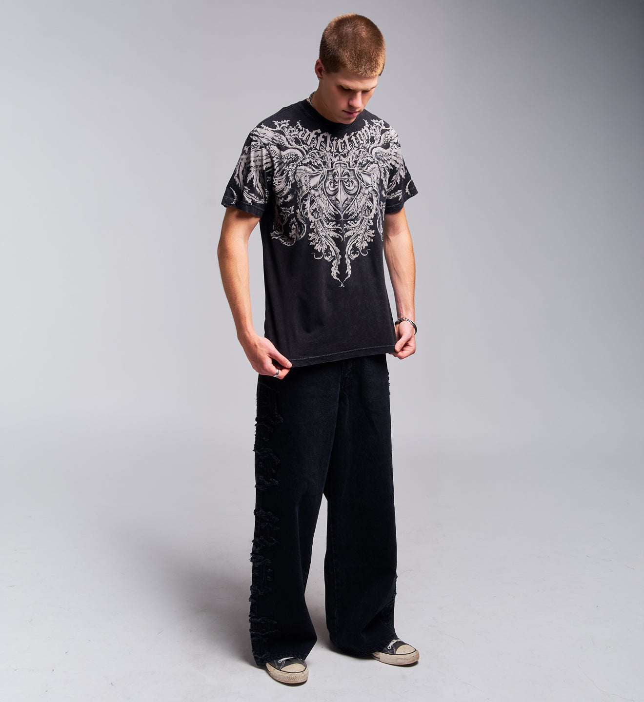 Flourish Tee