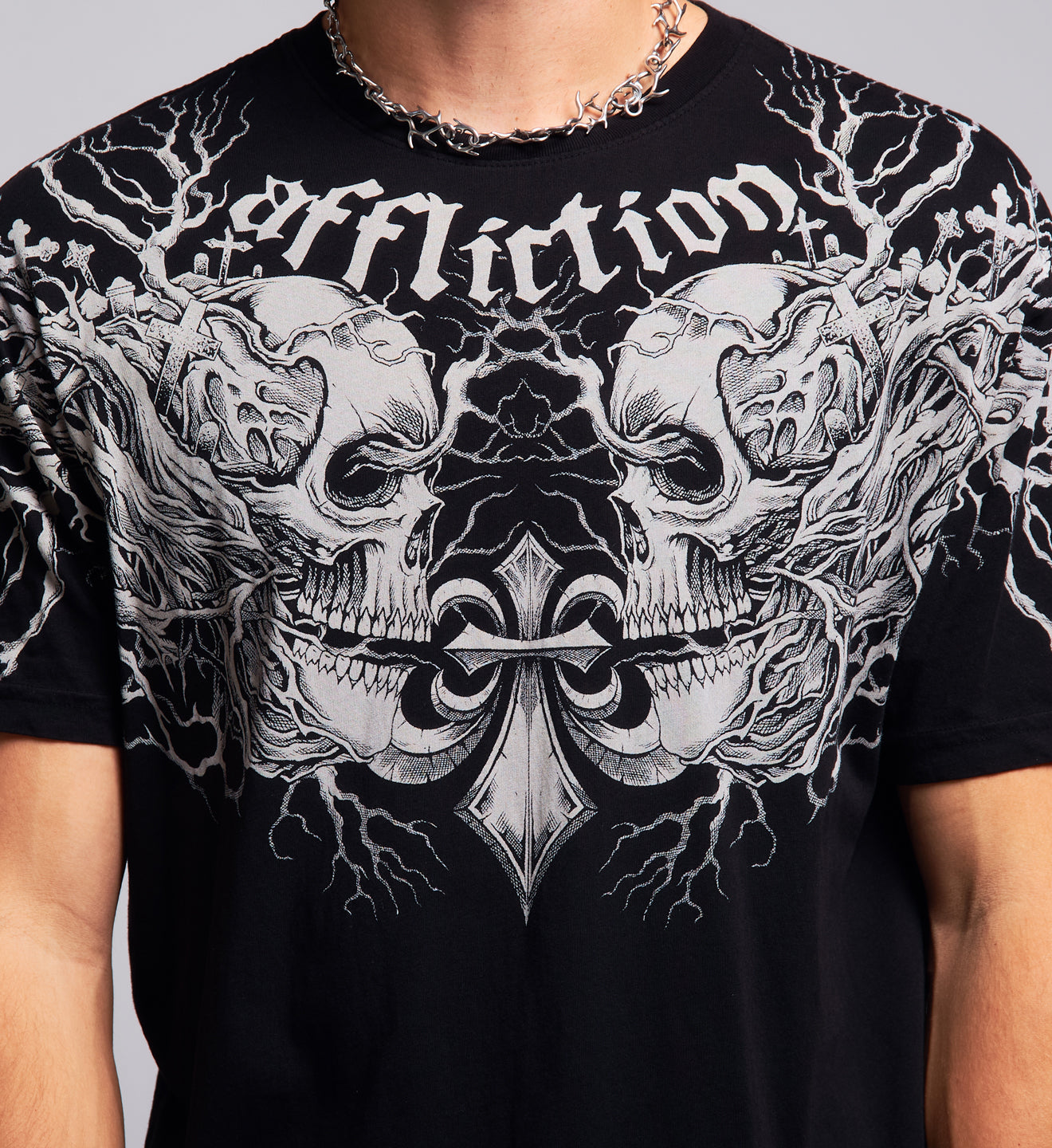 Uprooted Tee – Affliction Clothing