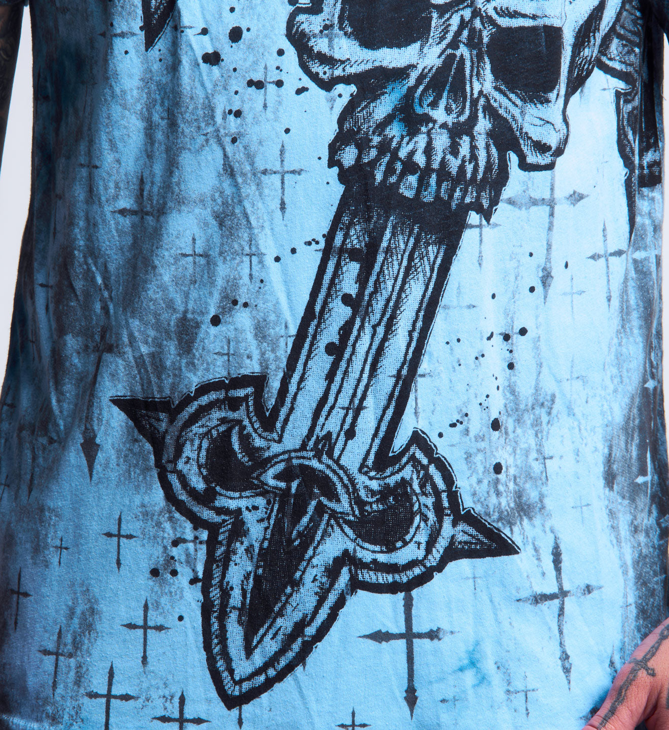 Cross Tee