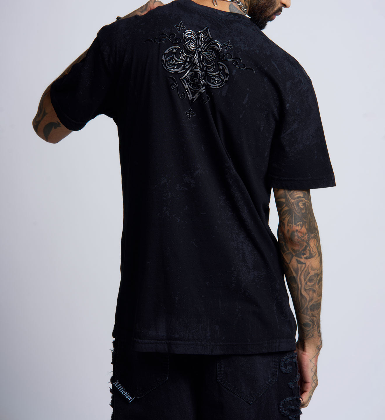 Abrasive Line Tee