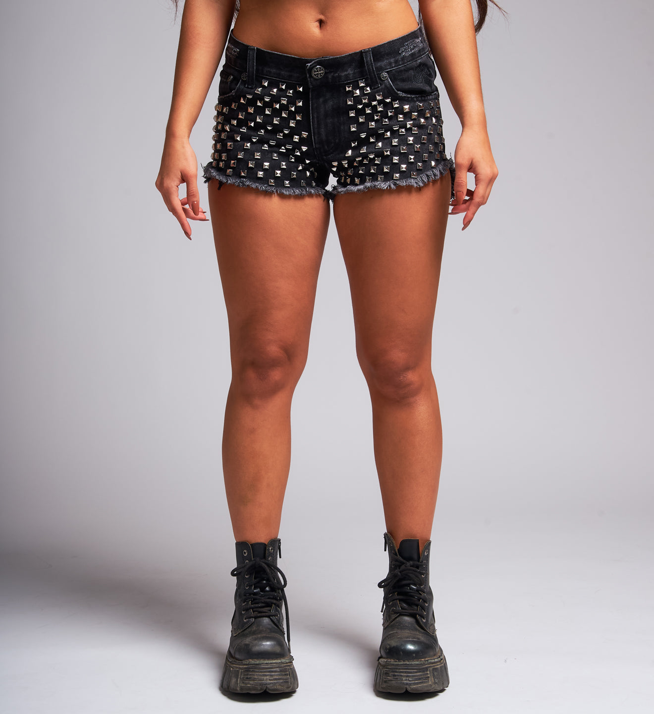 Stud Short