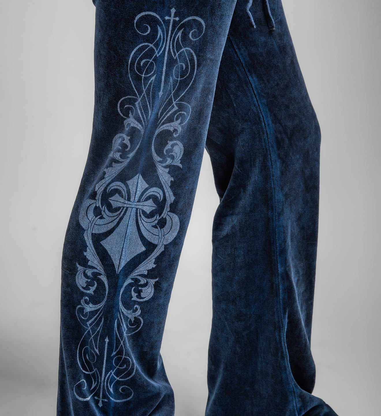 Simulation Flare Sweatpant