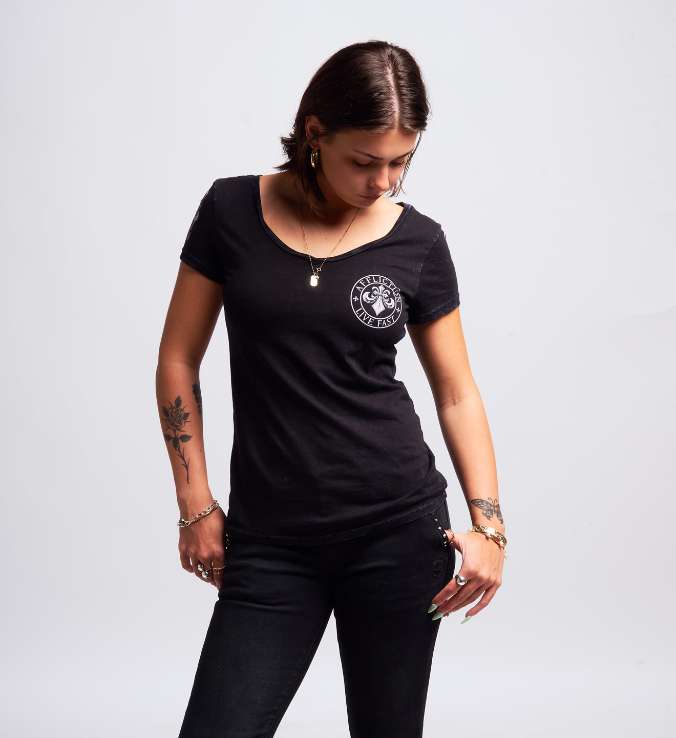 Simulation V Neck