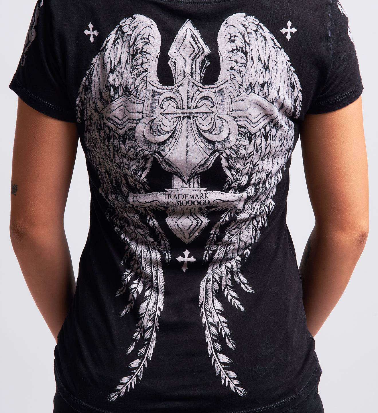 Simulation V Neck